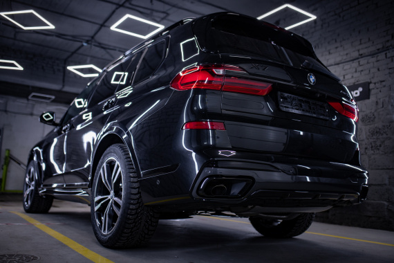 BMW X7, полная оклейка кузова